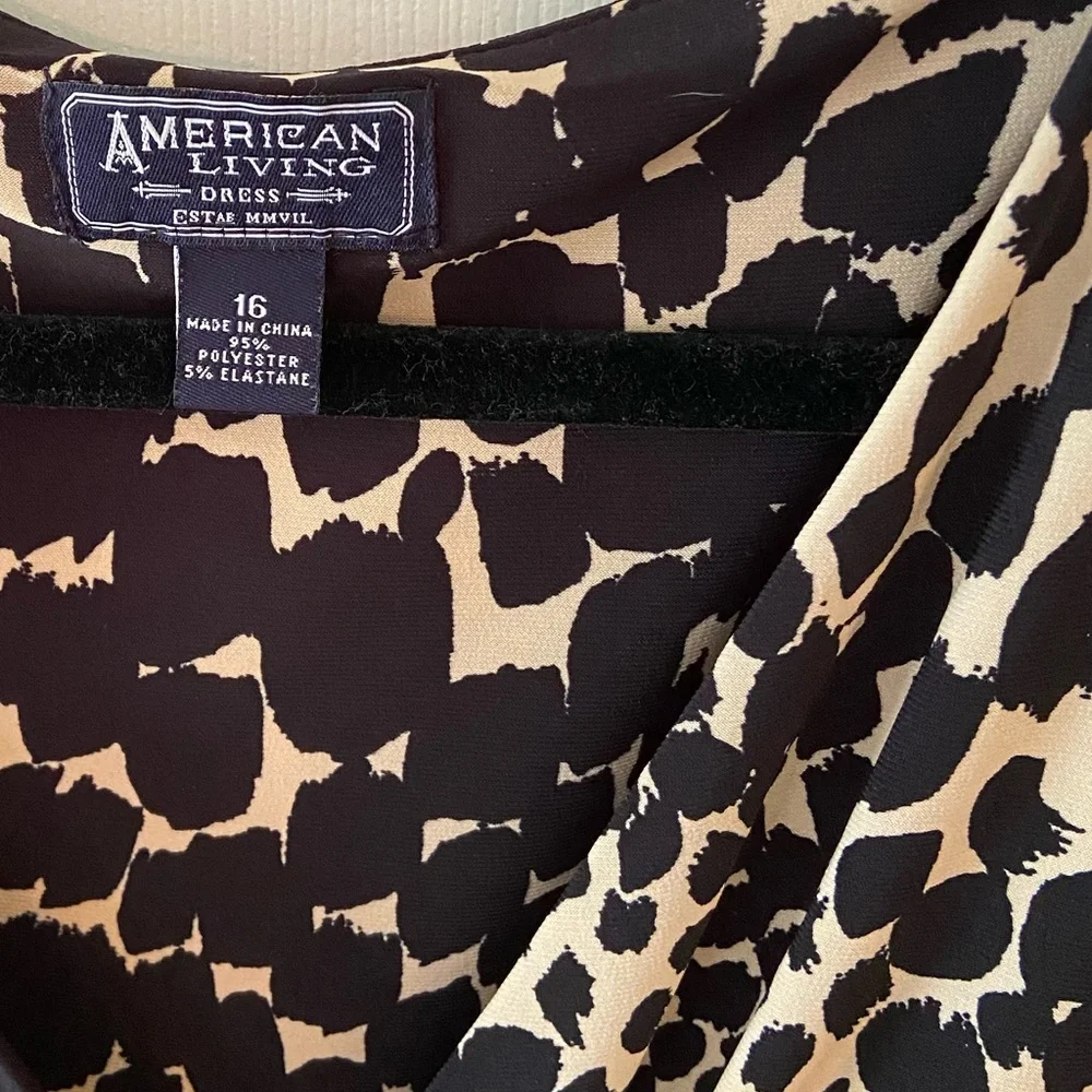 Size 16 Leota Brown Animal-Print Cap-Sleeve Sheath Dress - Picture 3 of 3